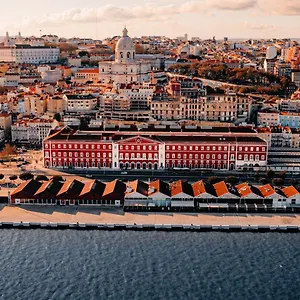 The Editory Riverside Hotel, An Historic Hotell